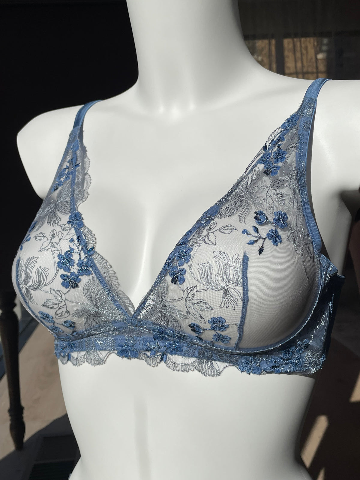 Huit Gabrielle Embroidered Bralette