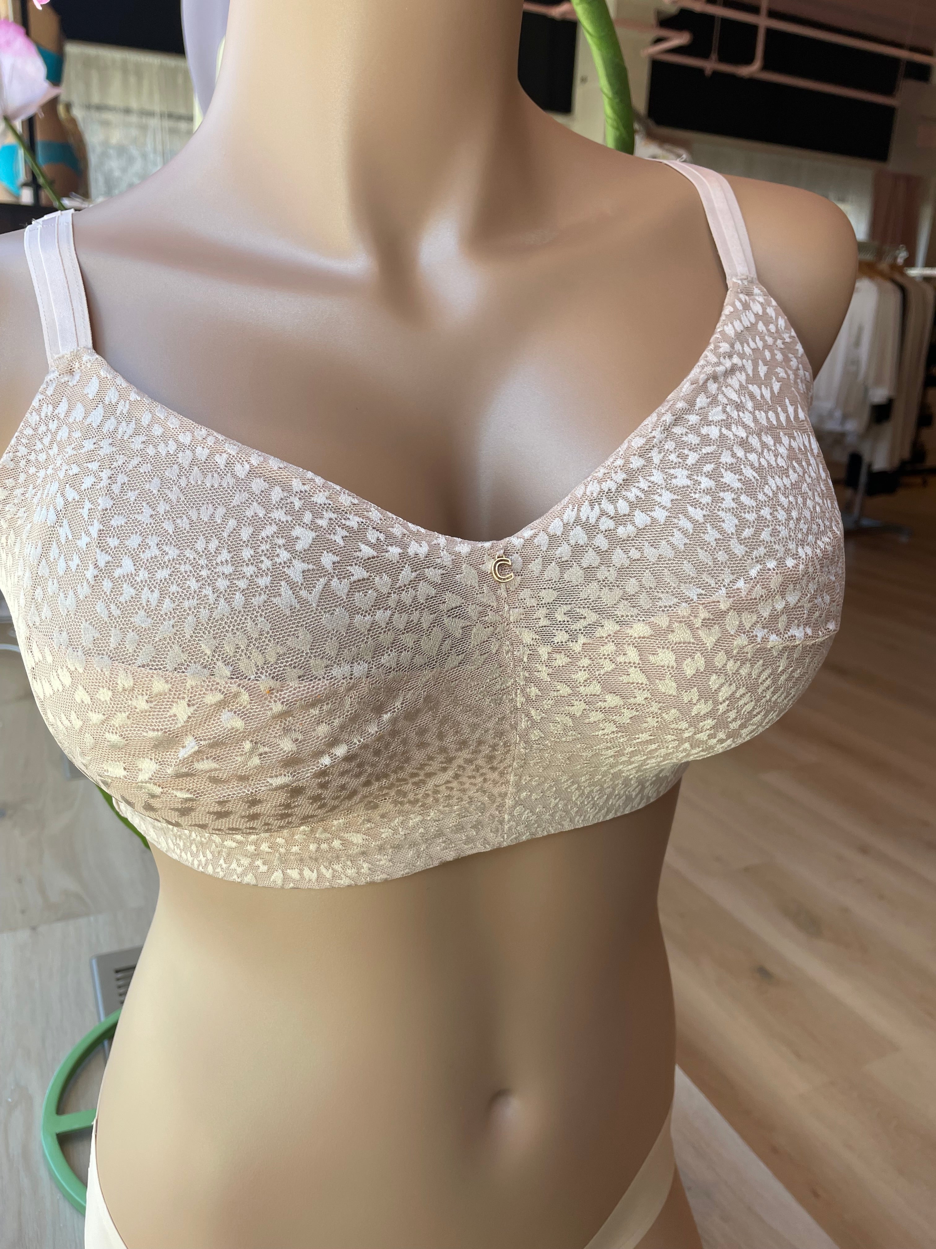 Magique Back Smoothing Wireless Bra