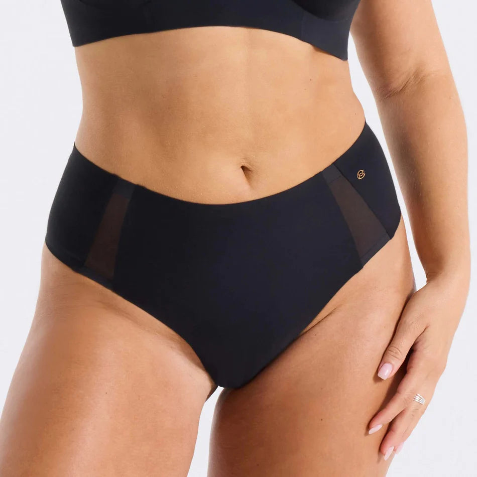 Evelyn & Bobbie High Waisted Thong provides seamless comfort and zero visible panty lines under leggings.