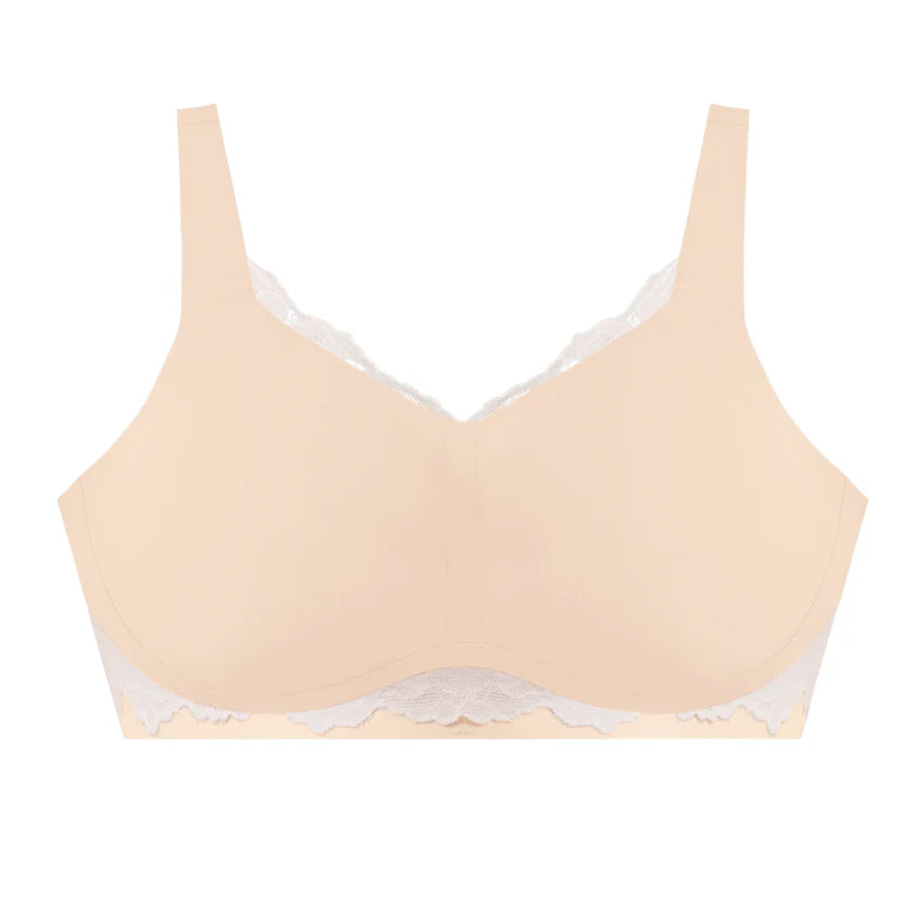 Close-up front view of Evelyn & Bobbie Smooth Lace Beyond Bra in Peach Rose, showcasing intricate lace detail and smooth, wire-free cups.
